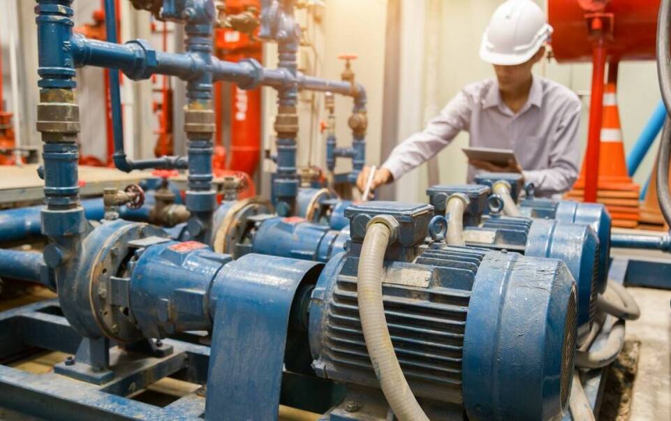 Jakie czynniki wpływają na częstotliwość serwisowania stacji uzdatniania wody?