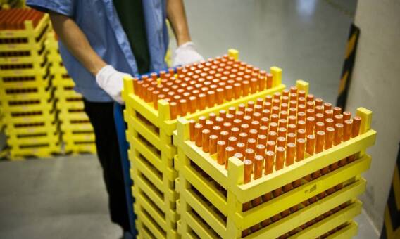 Wpływ regulacji prawnych na rynek akumulatorów