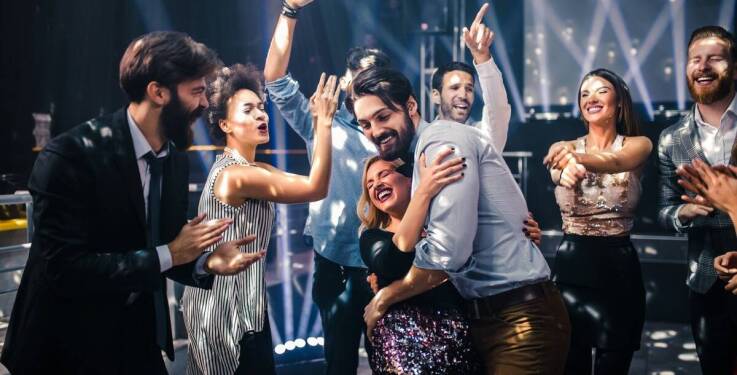 Opery współczesne: jak nowoczesne dzieła wpływają na tradycyjną scenę?