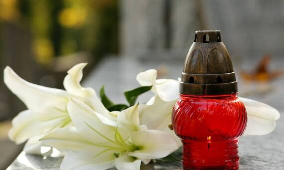 Wiązanki na każdą okazję w Płocku - jak dobrać kwiaty do wydarzenia?