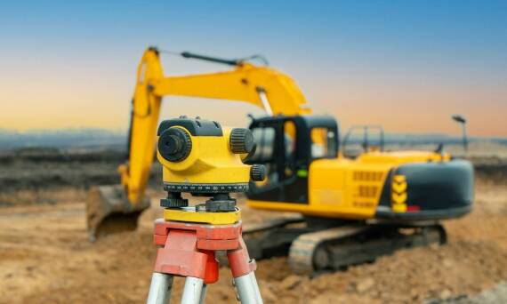 Jak firmy geodezyjne przyczyniają się do precyzyjnego obliczania mas ziemnych?