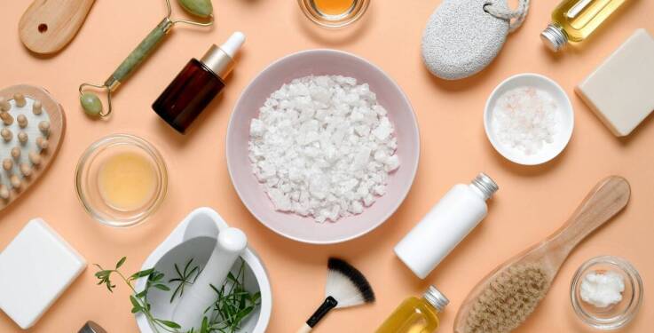 Nakładki na włosy – klucz do naturalnego wyglądu i pewności siebie