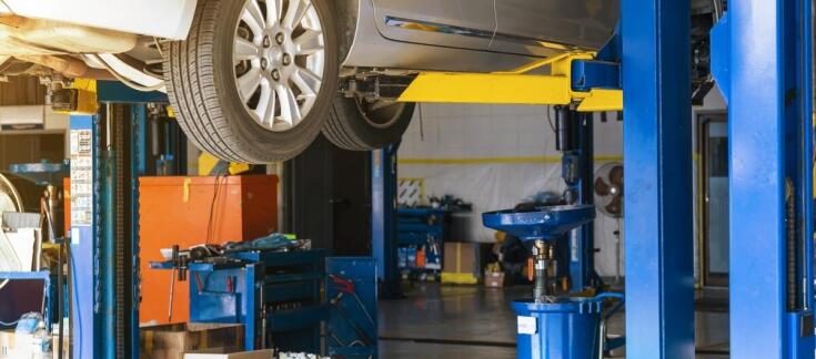 Dlaczego warto wybrać profesjonalny serwis samochodowy dla swojego pojazdu?