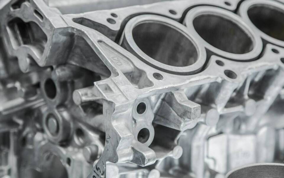 Jak działa zawór EBS w systemach pneumatyki hamulcowej?