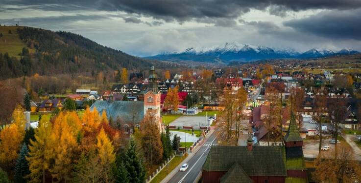 Chrzciny w podhalańskim stylu – jak łączymy tradycję z komfortem?
