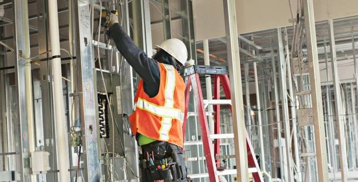 Wpływ profesjonalnych usług instalacyjnych na długowieczność budynków