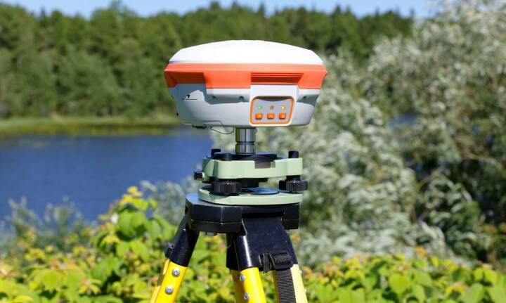 Technologie GPS a precyzja pomiarów – jak wpływają na usługi geodezyjne?