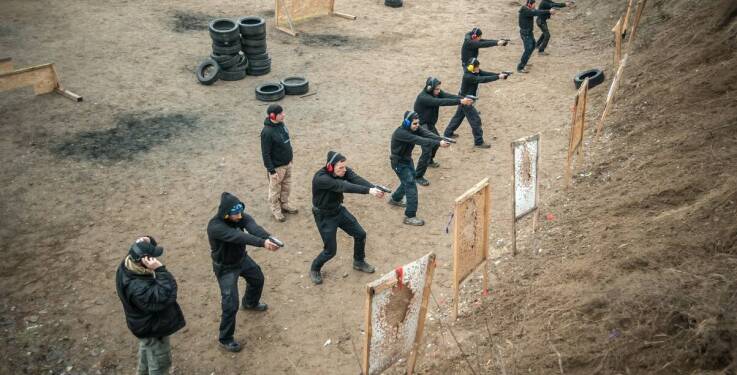 Zawody tematyczne na strzelnicy: jakie są możliwości uczestnictwa?