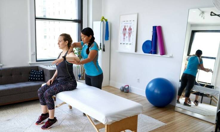 Techniki oddechowe w pilatesie na maszynach: jak wpływają na efektywność ćwiczeń