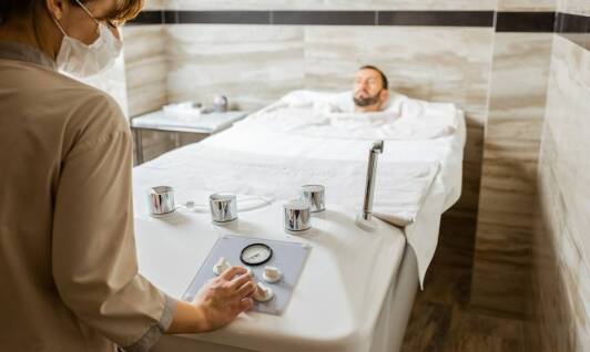 Jakie są zalety wykorzystania Thuzzle w kontekście odmładzania skóry?