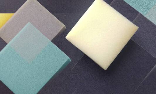 Narożnik piankowy jako element poprawiający estetykę opakowania