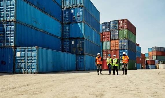 W jaki sposób warszawskie firmy spedycyjne mogą poprawić efektywność Twojego biznesu dzięki transportowi międzynarodowemu?