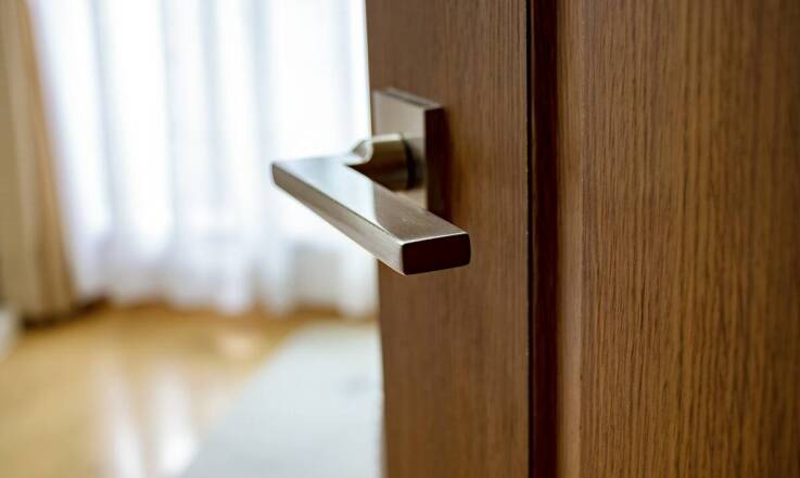 Jakie materiały dominują w produkcji klamek premium?