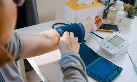 Jak 24-godzinne monitorowanie ciśnienia wspiera pacjentów z cukrzycą?