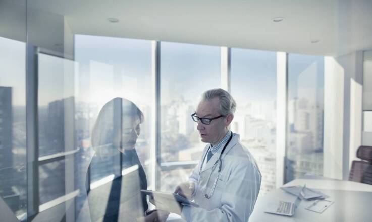 Konsultacje specjalistów w zakresie doboru sprzętu ortopedycznego – korzyści dla klientów