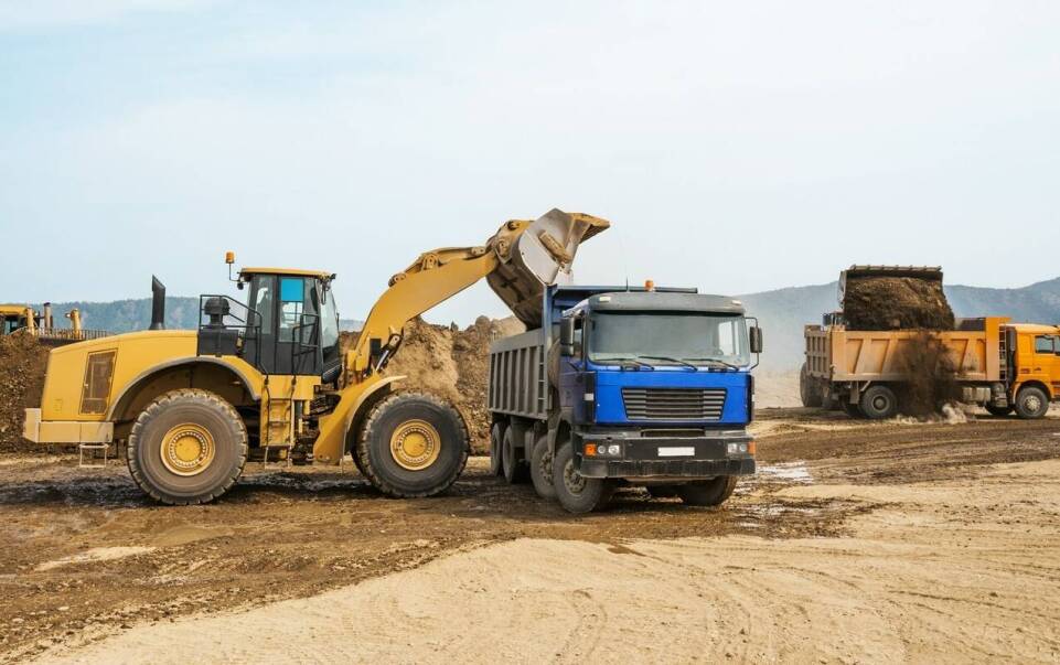 Dlaczego usługi wwrotką są niezbędne w budownictwie?