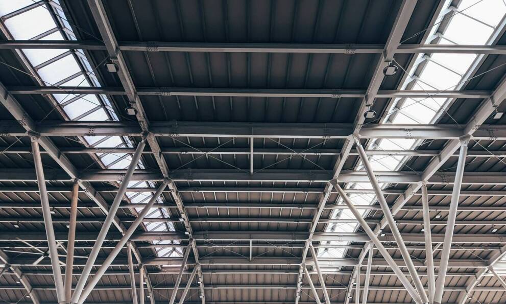 Porównanie skuteczności tradycyjnych i nowoczesnych metod zabezpieczeń ogniochronnych