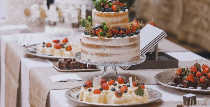 Jakie smaki tortów są najchętniej wybierane na wesela?