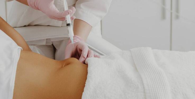 Porównanie lipolizy iniekcyjnej z innymi metodami redukcji tkanki tłuszczowej