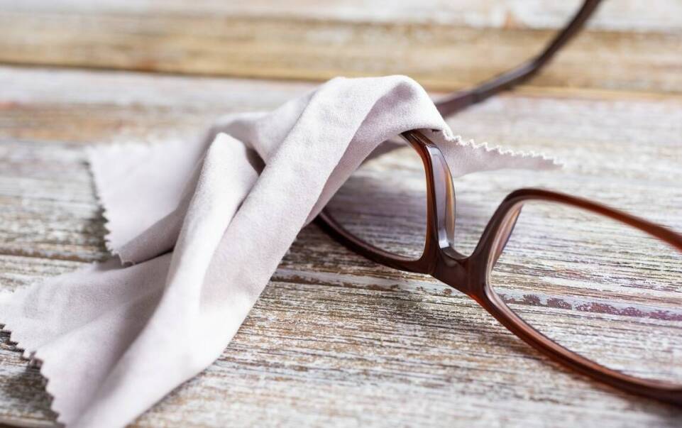 Jak wybrać odpowiednie okulary przeciwsłoneczne do żeglowania?