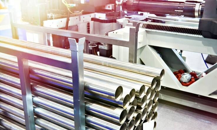 Jakie czynniki wpływają na wybór odpowiednich rolek grawitacyjnych do specyficznych zastosowań?