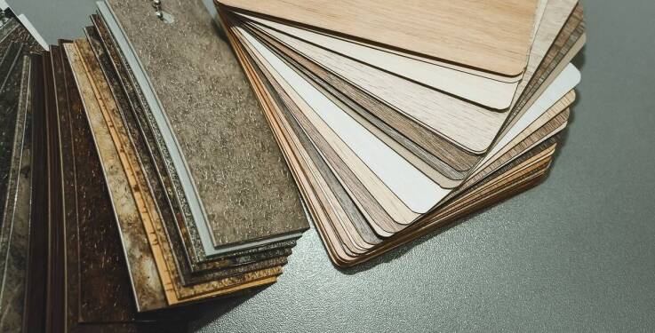 Jakie są korzyści z użycia folii do laminowania na zimno w przemyśle tekstylnym?