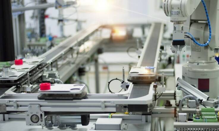 Automatyzacja procesów pakowania dzięki kartoniarkom