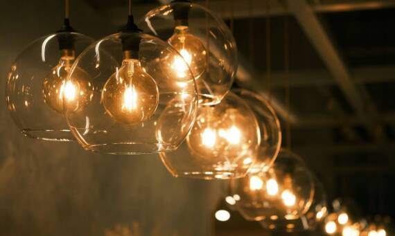 Jakie materiały są najlepsze do produkcji trwałego oświetlenia rowerowego?