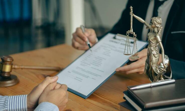 Zastrzeżenie nazwy firmy: jak uniknąć konfliktów prawnych?