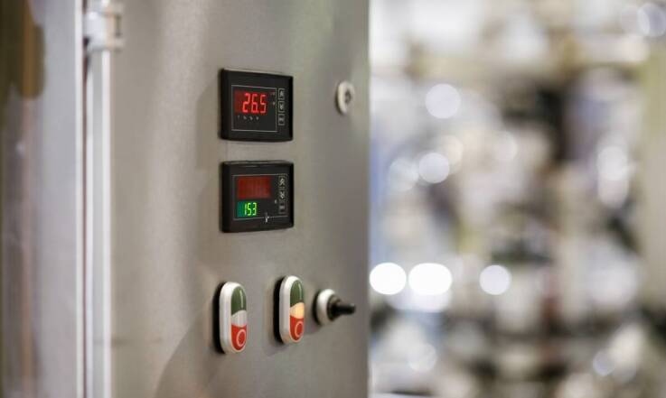 Jak działają osuszacze ziębnicze i dlaczego są kluczowe w przemyśle?