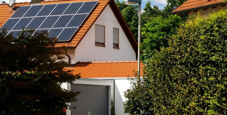 Jak alternatywne źródła energii wpływają na wartość nieruchomości?