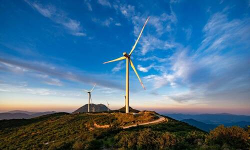 Przewaga konkurencyjna dzięki energii odnawialnej w biznesie