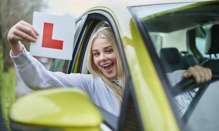 Praktyczne wskazówki dla kursantów rozpoczynających naukę jazdy w Piła