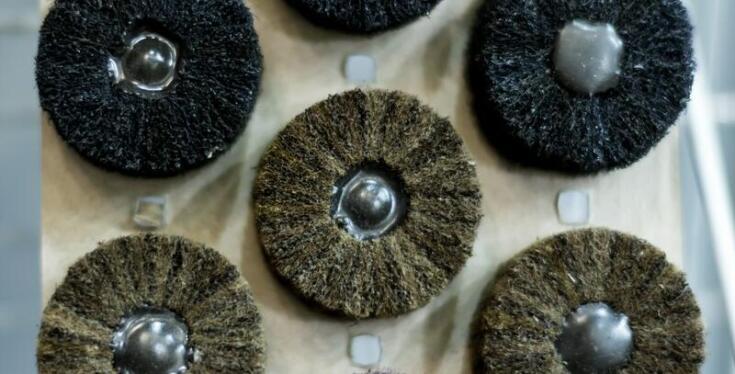 Wpływ innowacyjnych materiałów ściernych na jakość obróbki metali