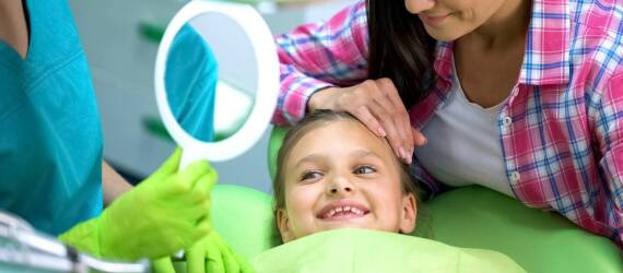 Jakie usługi oferowane są przez całodobowe pogotowie stomatologiczne dla dzieci?