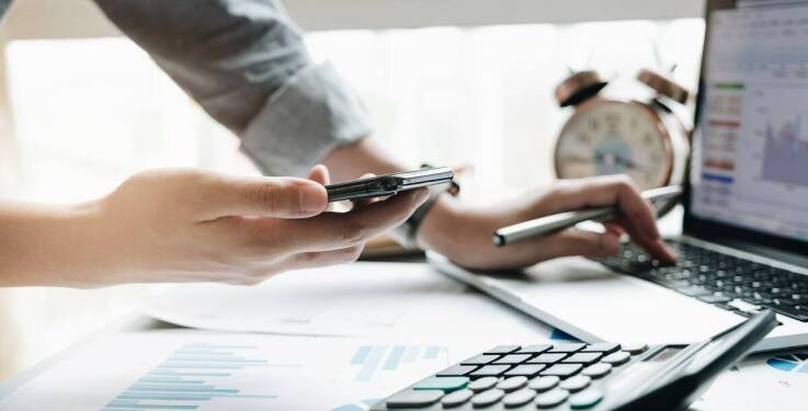 Prowadzenie Księgi Przychodów i Rozchodów przez ekspertów – dlaczego to dobry wybór?