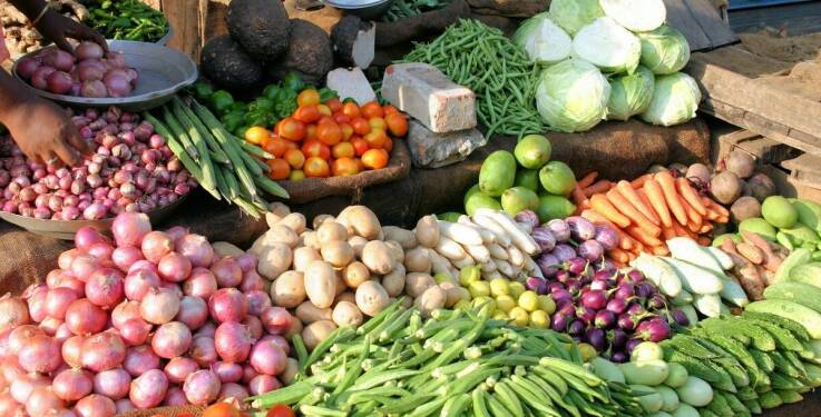 Dlaczego warto postawić na lokalne składniki podczas komunii?