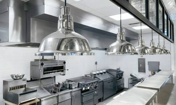 Jakie czynniki wpływają na trwałość komór chłodniczych?