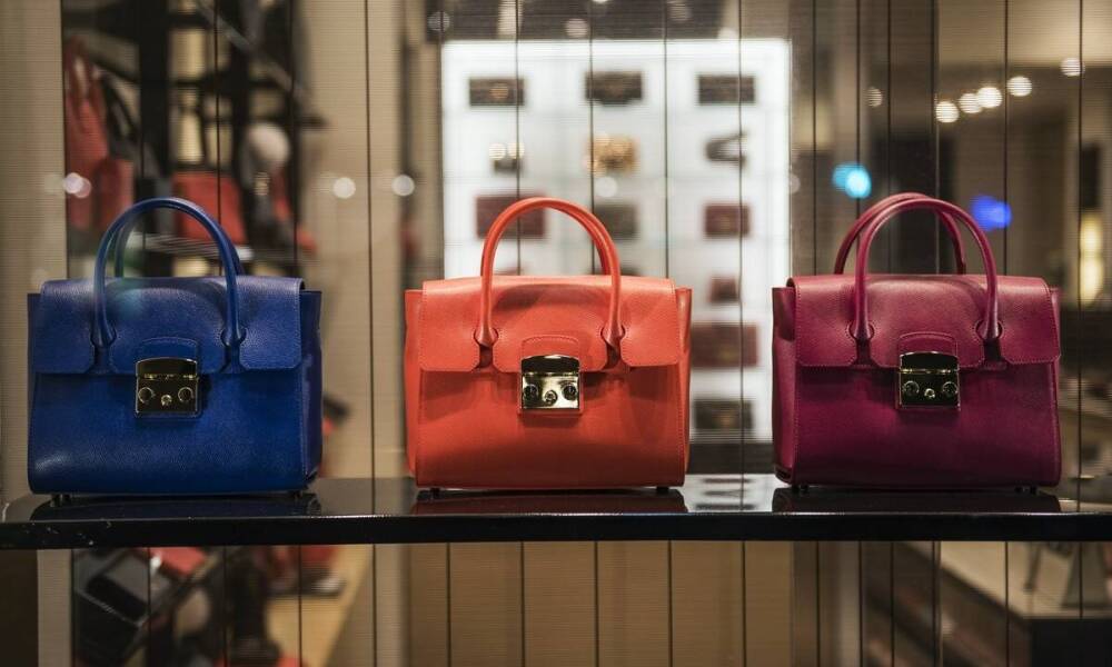 Plecaki firmowe jako narzędzie budowania relacji z klientami