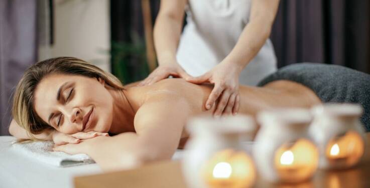 Jakie efekty daje regularne korzystanie z balijskiego masażu ciała?