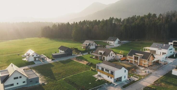 Wynajem domków blisko natury: Idealny wybór na aktywny wypoczynek