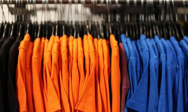 Koszulki unisex z bawełny: dlaczego są tak popularne?