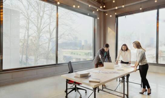 Praktyczne aspekty współpracy z biurem projektowym w Poznaniu przy budowie domu