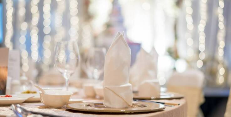 Elegancka sala bankietowa w hotelu Siedlce: Perfekcyjna na każdą okazję