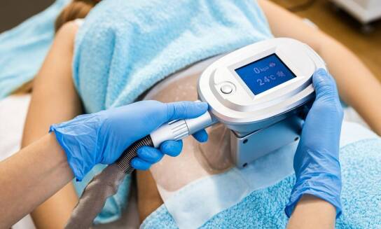 Jak kriolipoliza pomaga w walce z nadmiarem tkanki tłuszczowej?