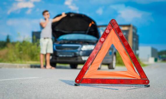 Dlaczego warto rozważyć zakup dodatkowego assistance do polisy komunikacyjnej?