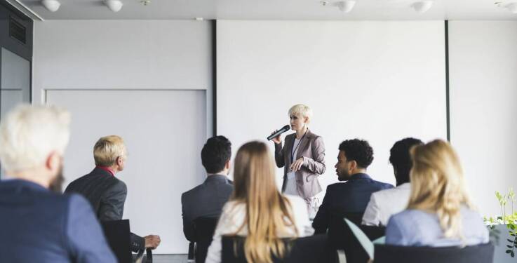 Kluczowe zalety korzystania z usług organizatora imprez przy planowaniu szkoleń biznesowych