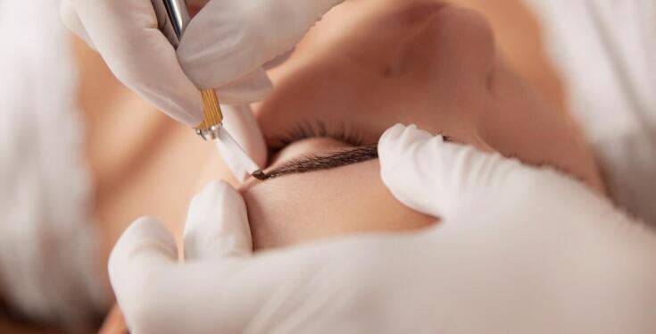 Akademia makijażu permanentnego: jak przygotować się do kursów?