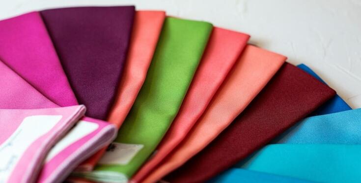 Jak opaski kosmetyczne frotte wpływają na postrzeganie jakości usług przez klientów?