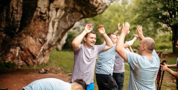 Znaczenie doświadczonej kadry w organizacji bezpiecznych obozów sportowych